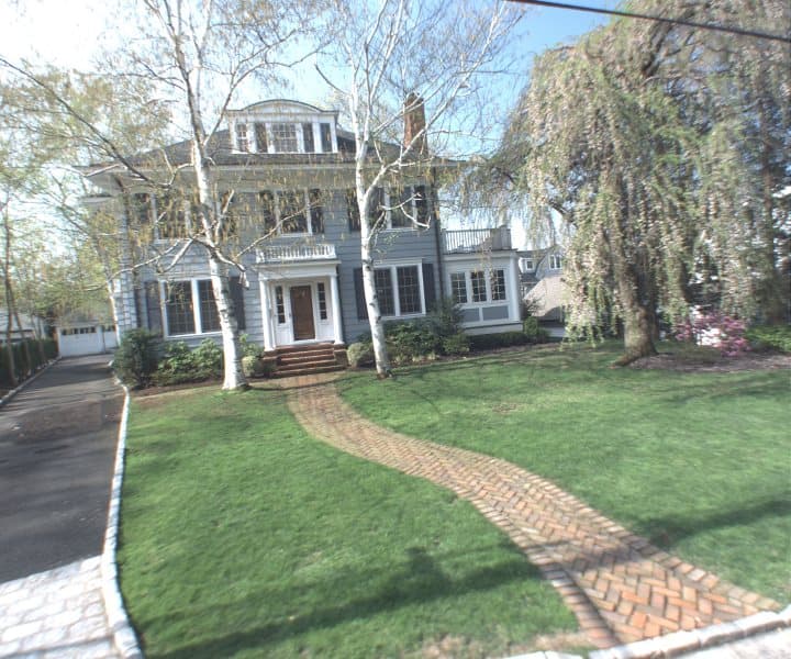 Photo of 27 OVERHILL RD , SCARSDALE