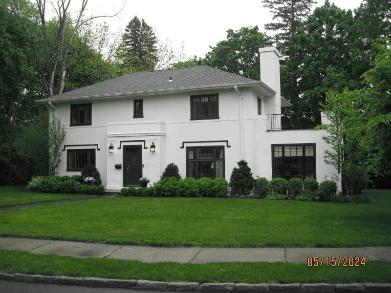 Photo of 18 ROCHAMBEAU RD , SCARSDALE