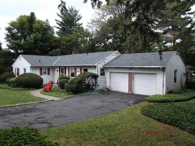 Photo of 32 STONEHOUSE RD , SCARSDALE