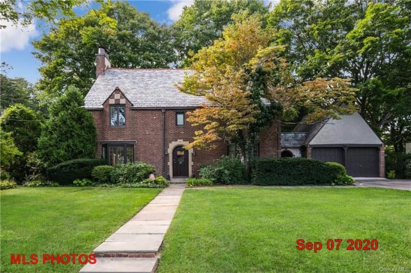 Photo of 25 FOX MEADOW RD , SCARSDALE