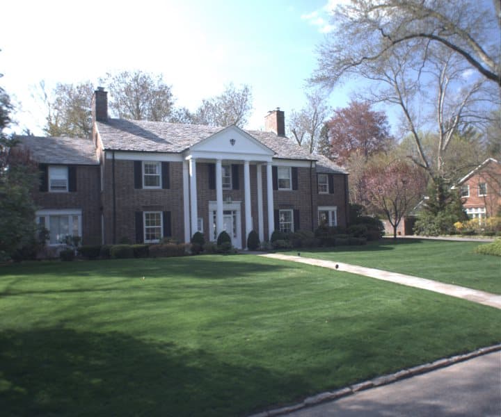 Photo of 7 OAK LA , SCARSDALE