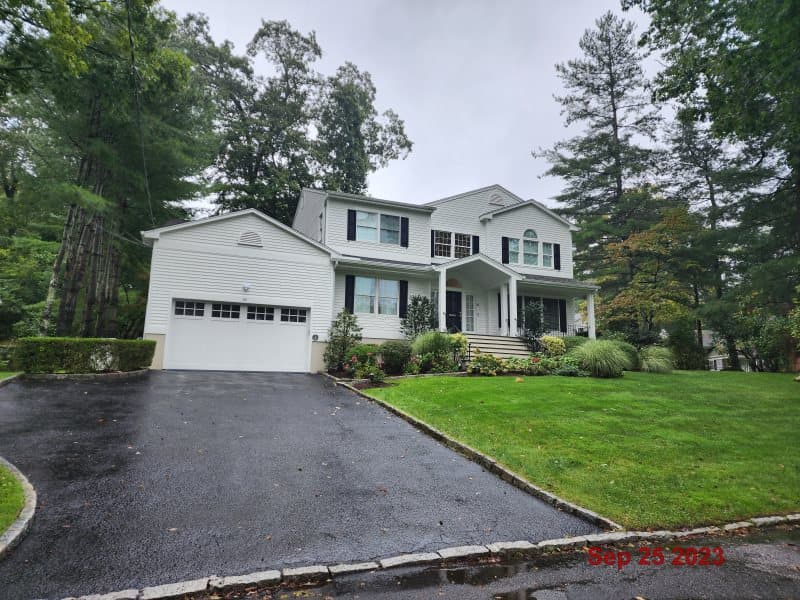 Photo of 52 PADDINGTON RD , SCARSDALE