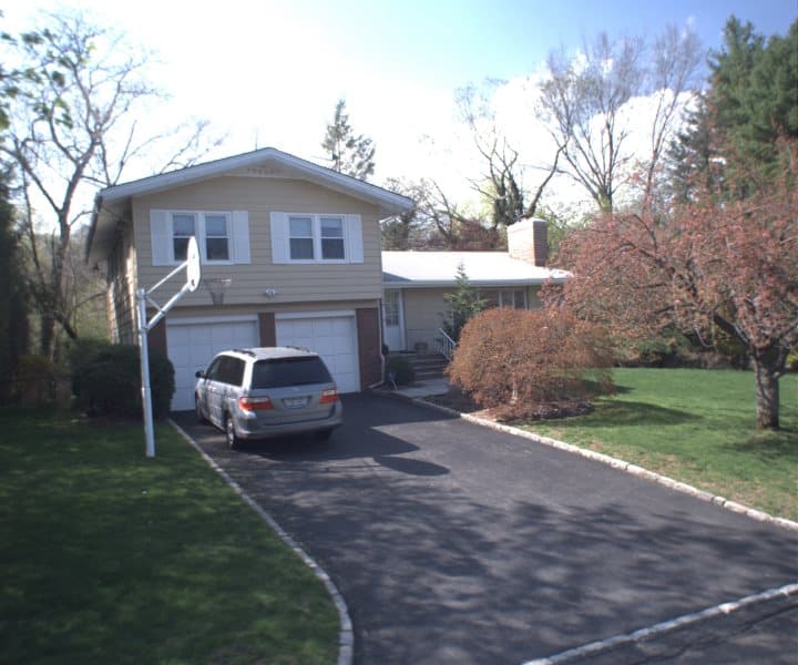 Photo of 33 PARKFIELD RD , SCARSDALE