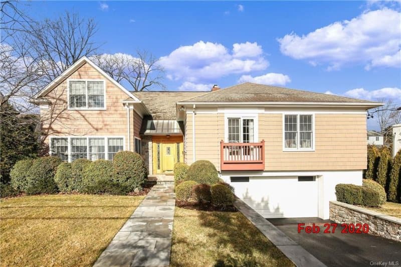 Photo of 69 BREWSTER RD , SCARSDALE