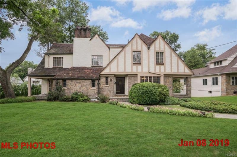 Photo of 73 BREWSTER RD , SCARSDALE