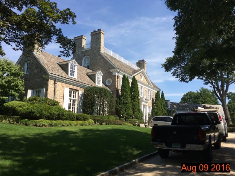 Photo of 2 KENSINGTON RD , SCARSDALE