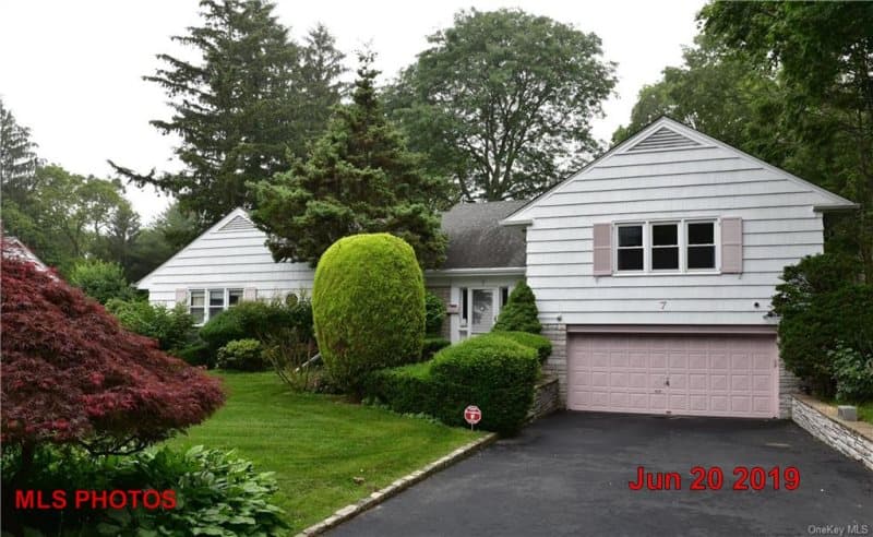 Photo of 7 KENT RD , SCARSDALE