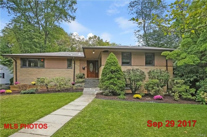 Photo of 24 PADDINGTON RD , SCARSDALE