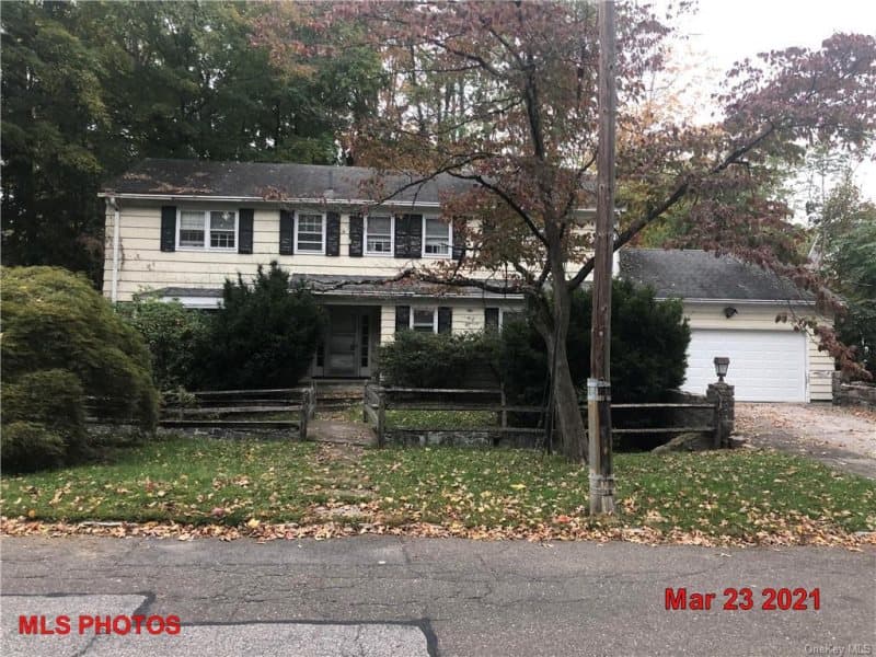 Photo of 39 PADDINGTON RD , SCARSDALE