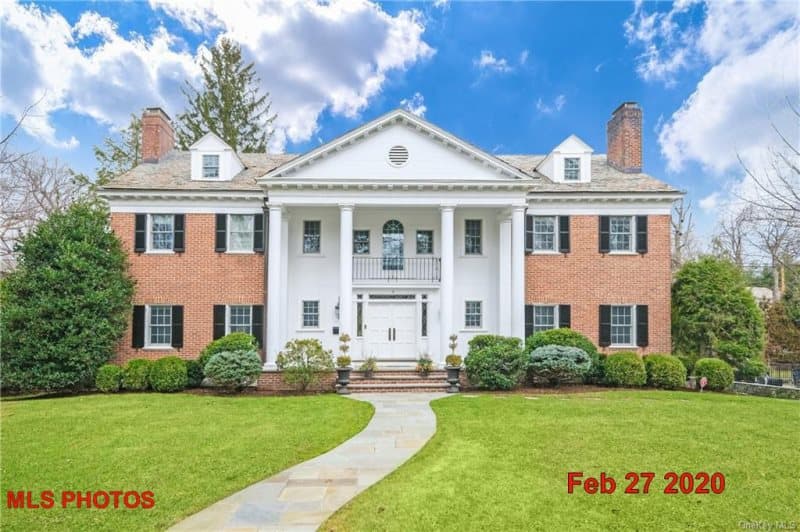 Photo of 9 HARCOURT RD , SCARSDALE