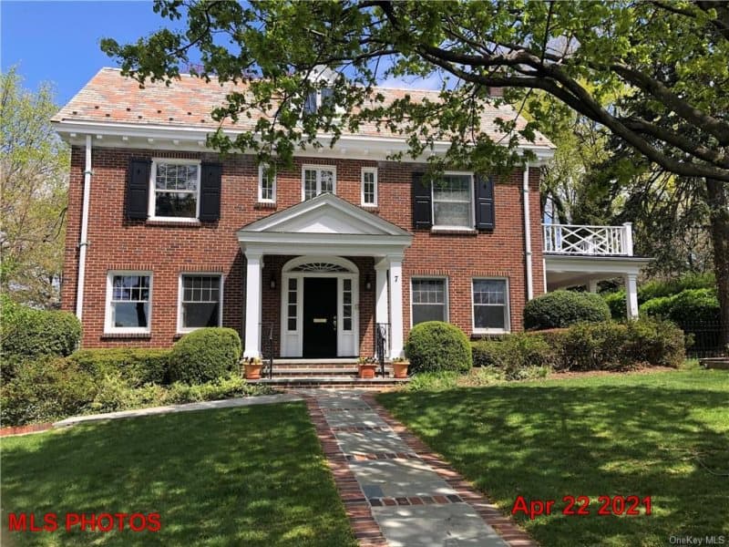 Photo of 7 RIDGECREST N , SCARSDALE