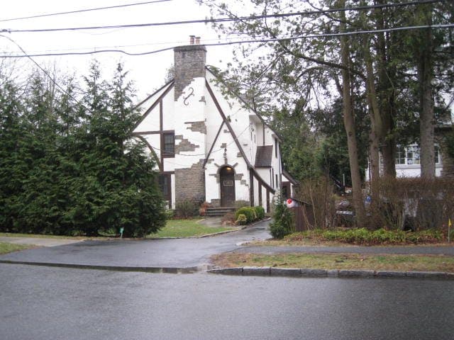 Photo of 80 HUNTINGTON AVE , SCARSDALE