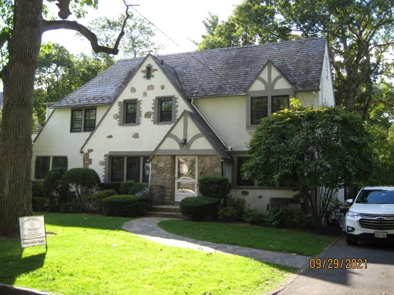 Photo of 121 BREWSTER RD , SCARSDALE