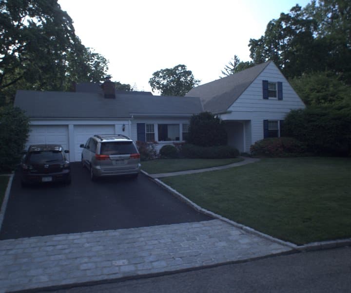 Photo of 11 OAKSTWAIN RD , SCARSDALE