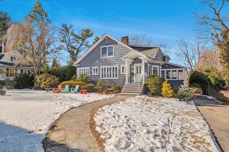 Photo of 41 MONTROSE RD , SCARSDALE