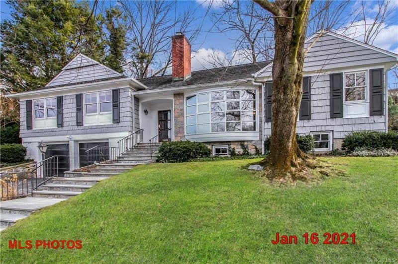 Photo of 18 TAUNTON RD , SCARSDALE