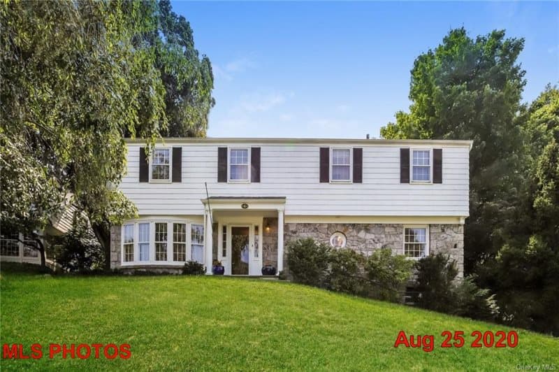 Photo of 6 WINDSOR LA , SCARSDALE