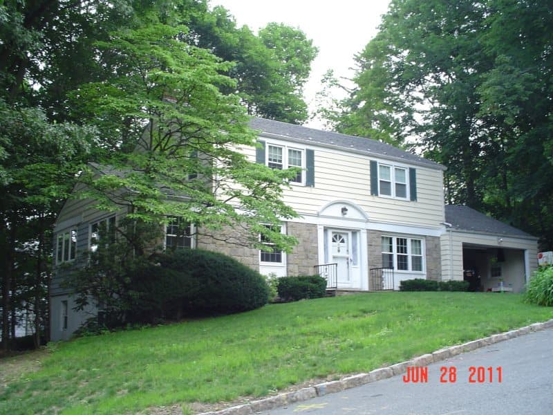 Photo of 15 TAUNTON RD E , SCARSDALE