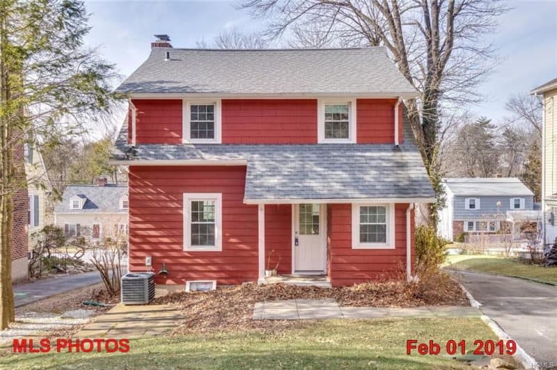Photo of 102 POTTER RD , SCARSDALE