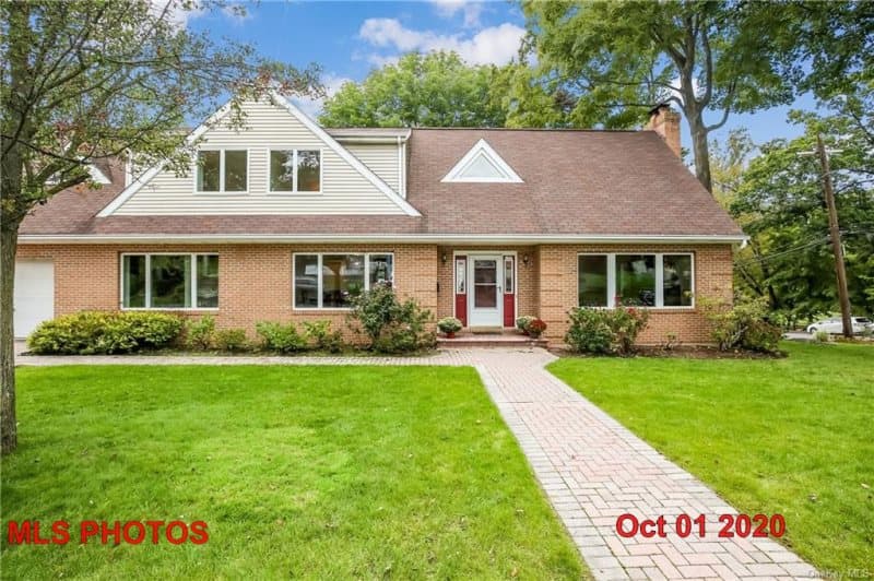 Photo of 107 POTTER RD , SCARSDALE