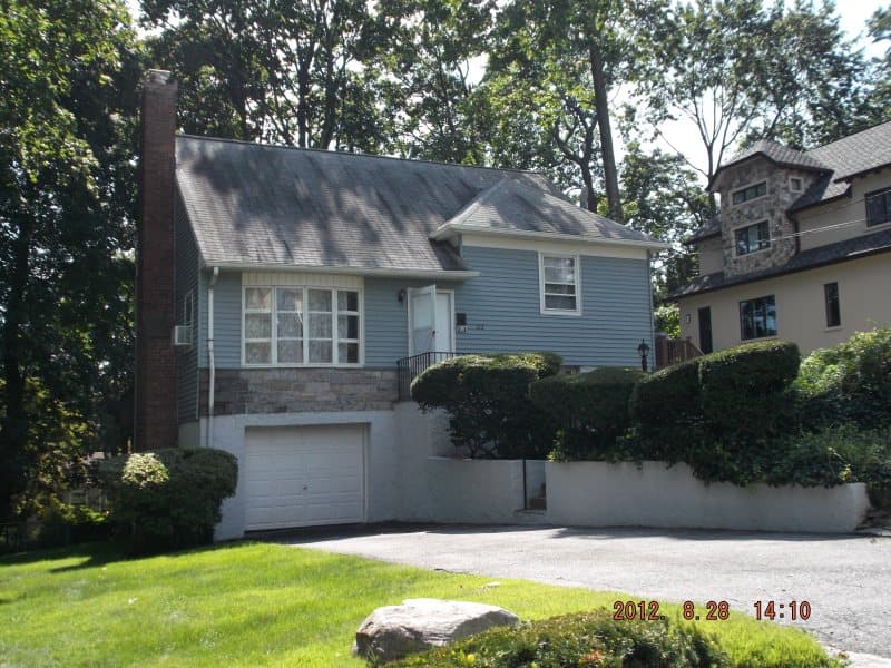 Photo of 124 LEE RD , SCARSDALE