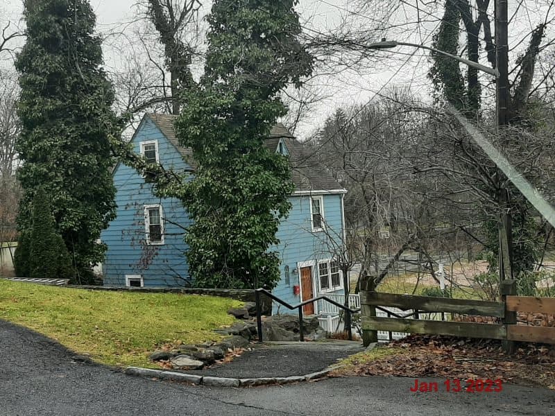 Photo of 127 LEE RD , SCARSDALE