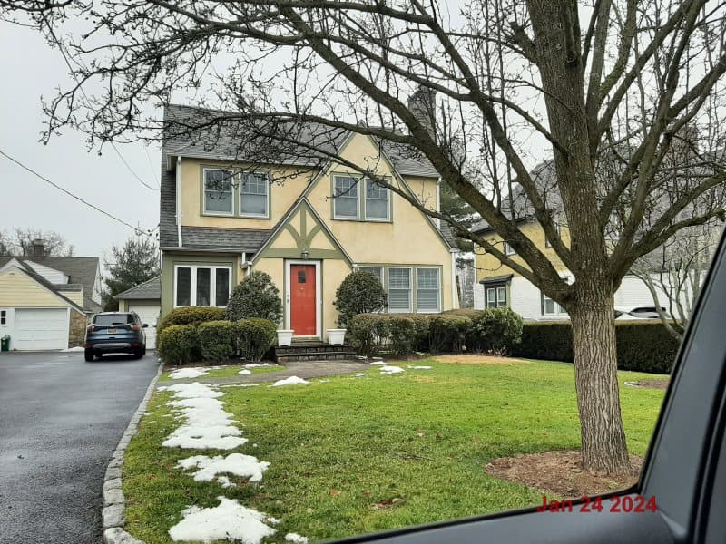 Photo of 173 GAYLOR RD , SCARSDALE