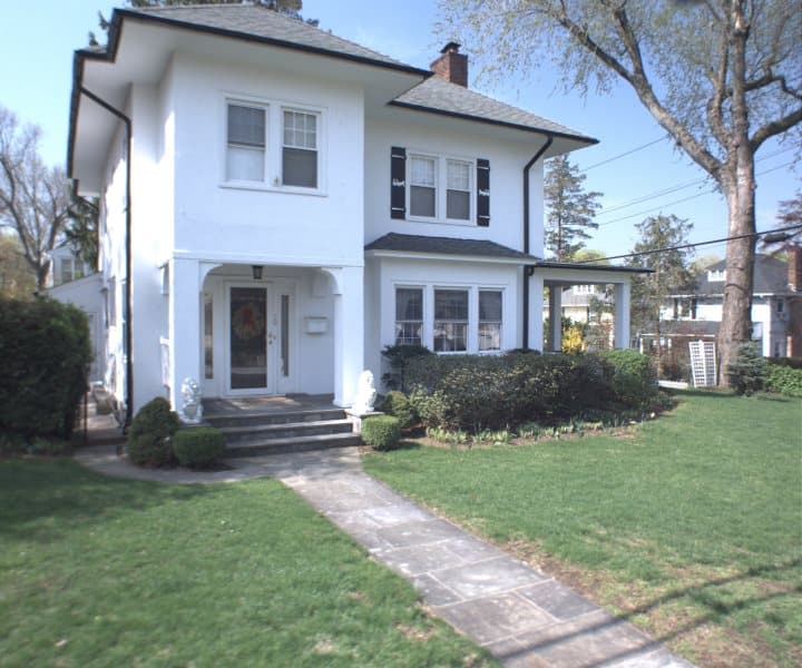 Photo of 10 SPRAGUE RD , SCARSDALE