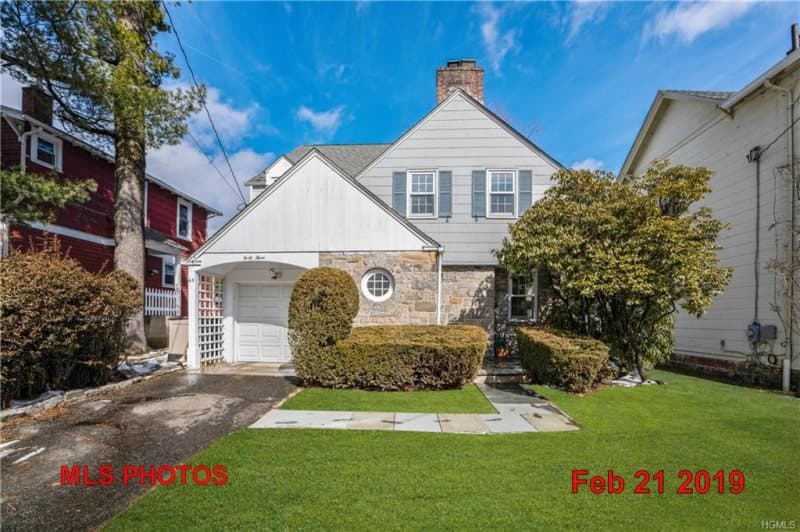 Photo of 43 SPRAGUE RD , SCARSDALE