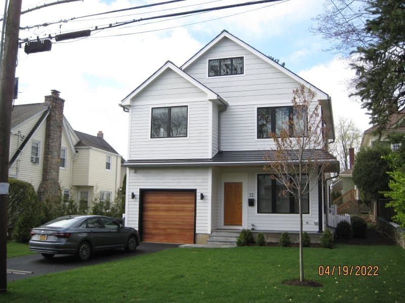 Photo of 52 SPRAGUE RD , SCARSDALE