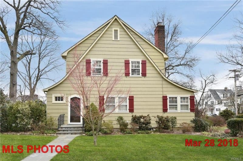 Photo of 160 LYONS RD , SCARSDALE