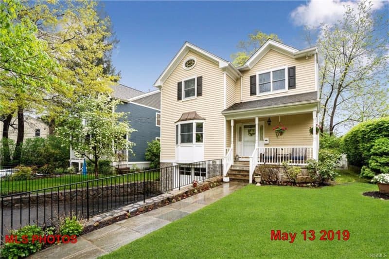 Photo of 178 LYONS RD , SCARSDALE