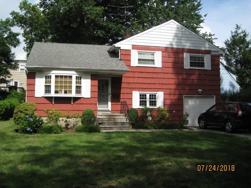 Photo of 179 WHITE RD , SCARSDALE