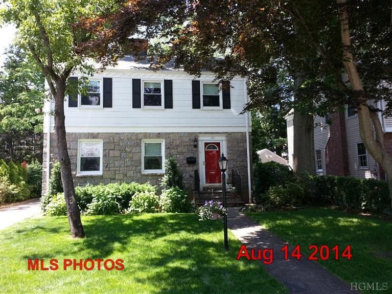Photo of 143 WHITE RD , SCARSDALE