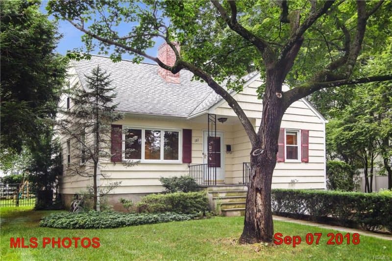 Photo of 181 CLARENCE RD , SCARSDALE