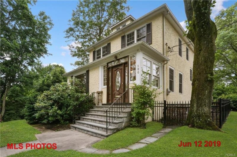 Photo of 300 BOULEVARD , SCARSDALE