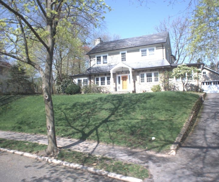 Photo of 10 TUNSTALL RD , SCARSDALE