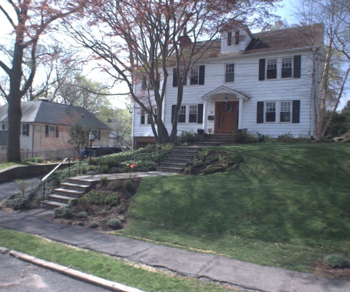 Photo of 28 TUNSTALL RD , SCARSDALE