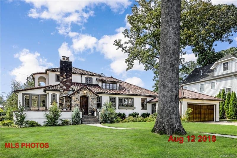 Photo of 7 HAMILTON RD , SCARSDALE