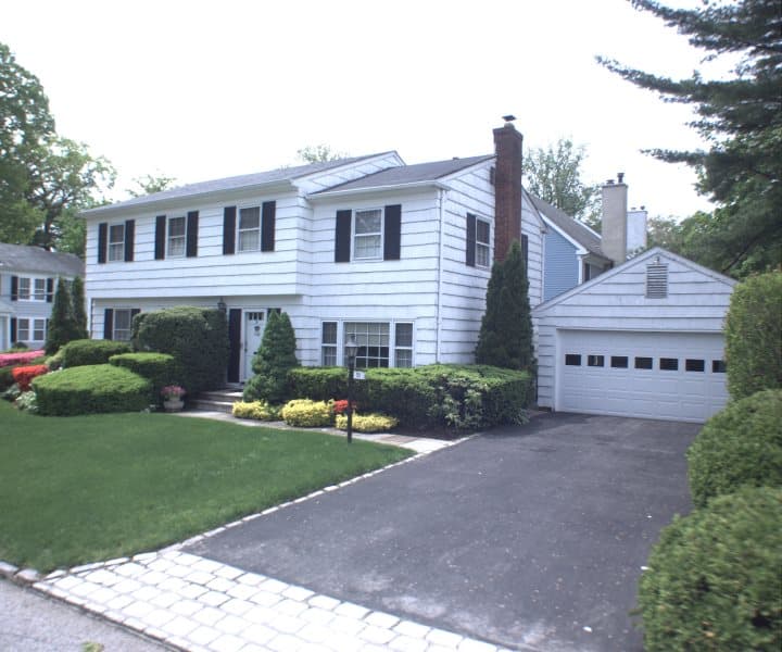 Photo of 31 HAMILTON RD , SCARSDALE