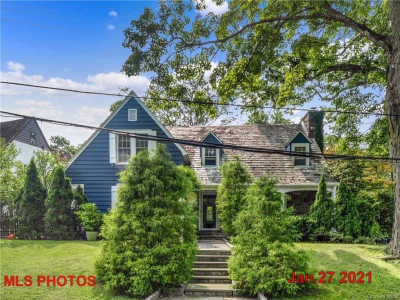 Photo of 2 RODNEY RD , SCARSDALE
