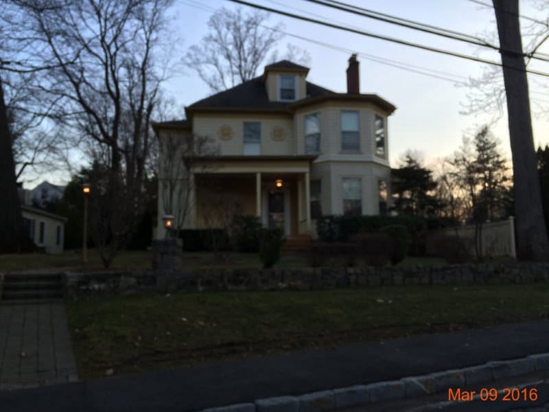 Photo of 66 DRAKE RD , SCARSDALE
