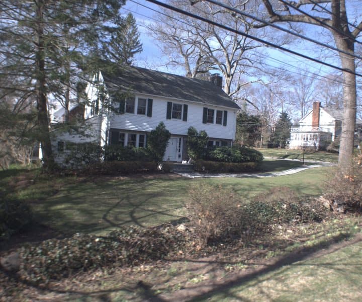 Photo of 70 DRAKE RD , SCARSDALE