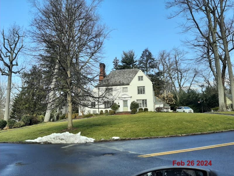 Photo of 1 WOODS LA , SCARSDALE
