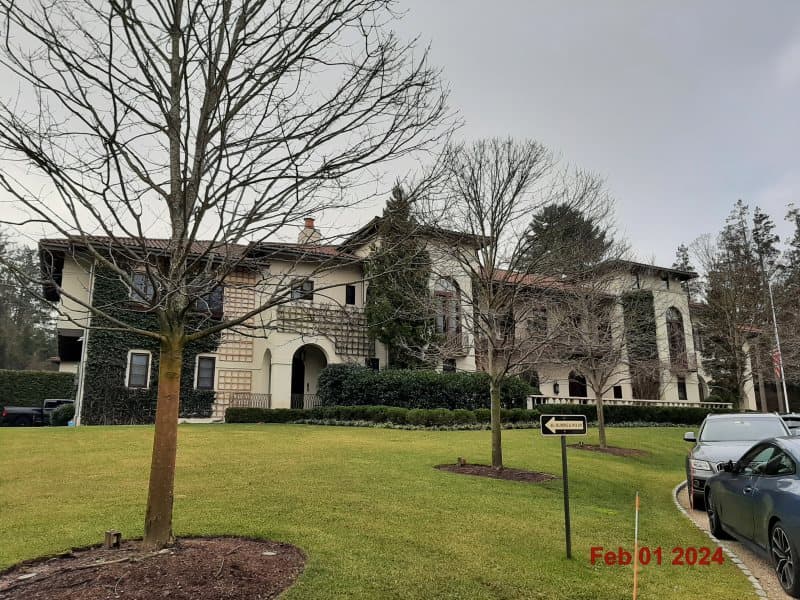 Photo of 4 HEATHCOTE RD , SCARSDALE