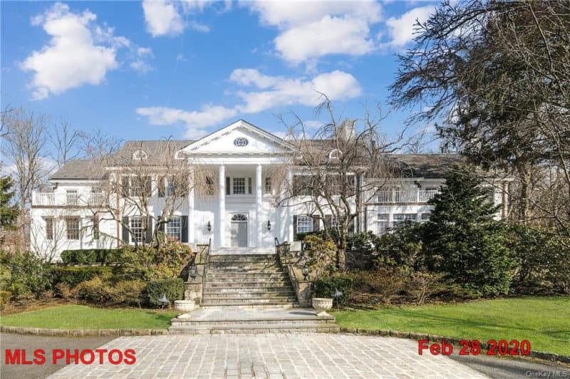 Photo of 17 HEATHCOTE RD , SCARSDALE