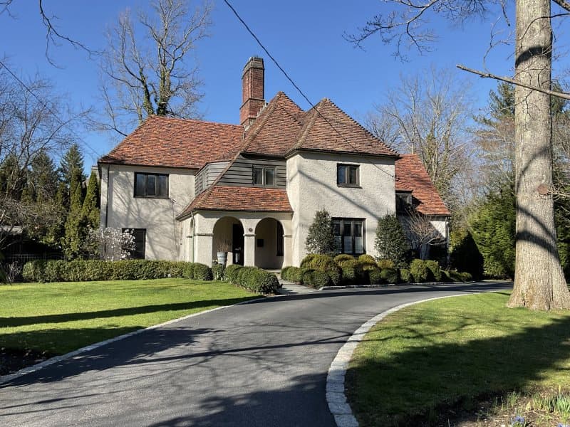 Photo of 19 DUNHAM RD , SCARSDALE