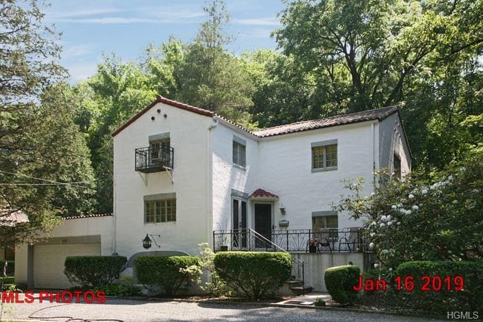 Photo of 1126 POST RD , SCARSDALE