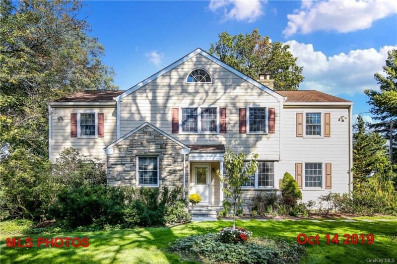 Photo of 95 BROOKBY RD , SCARSDALE