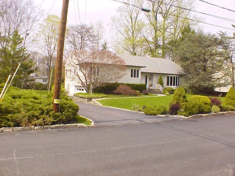 Photo of 95 CATHERINE RD , SCARSDALE